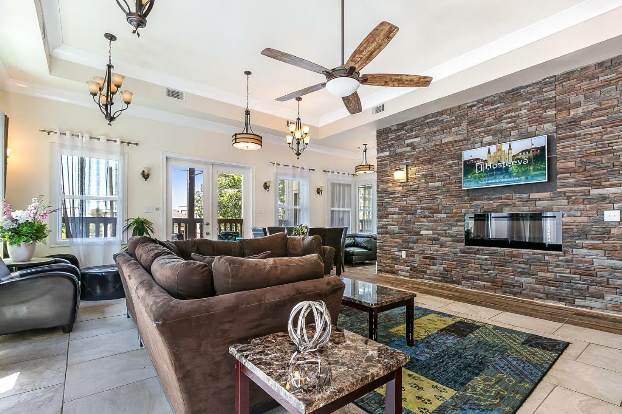 Spacious 4Br Condo On Carondelet Near All Hot Spo 뉴올리언스 외부 사진